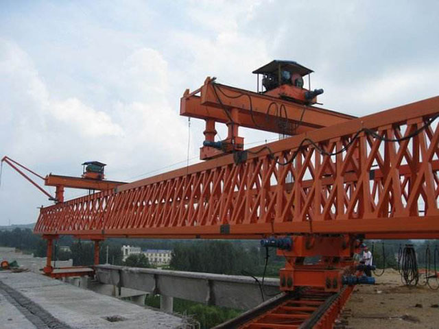 100吨公路架桥机